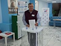 Голосование в разгаре: жители района активно идут на участки