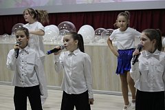 В честь самых дорогих: яркий концерт ко Дню матери