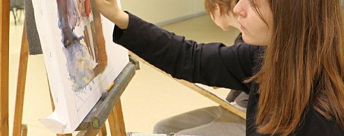 Студенты Боголюбовки штурмуют конкурс театральных афиш