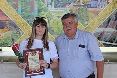 Музыка в сердце яблочного сада
