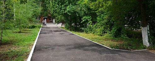 В Саратовской области отремонтированы дворы 23 медицинских учреждений