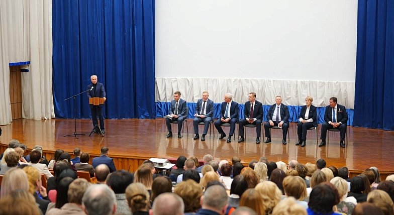 Депутатские проекты Вячеслава Володина направлены на развитие образования в Саратовской области