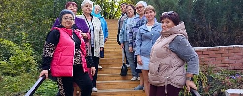 День туризма отметили с молитвой и чистым воздухом: поездка социальных работников в Вавилов Дол