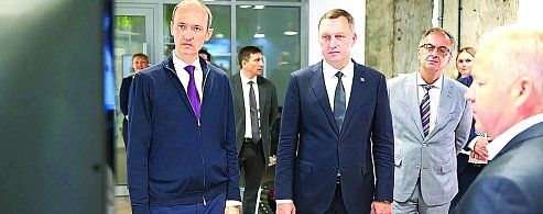 Зампреду Правительства РФ представили развитие цифровых сервисов для жителей Саратовской области