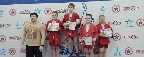 САМБО-64: НАШИ РЕБЯТА В ЧИСЛЕ ЛУЧШИХ!